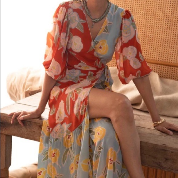 carolina k Dresses & Skirts - NWT CAROLINA‎ K DONNA FLORAL ROBE DRESS IN PEONIES PRINT